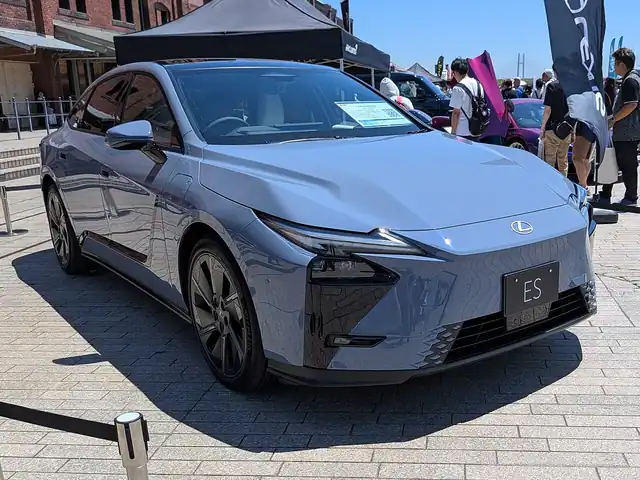 Lexus ES de 2026