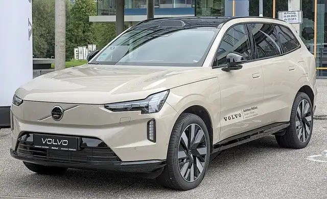 Volvo EX90 de 2025